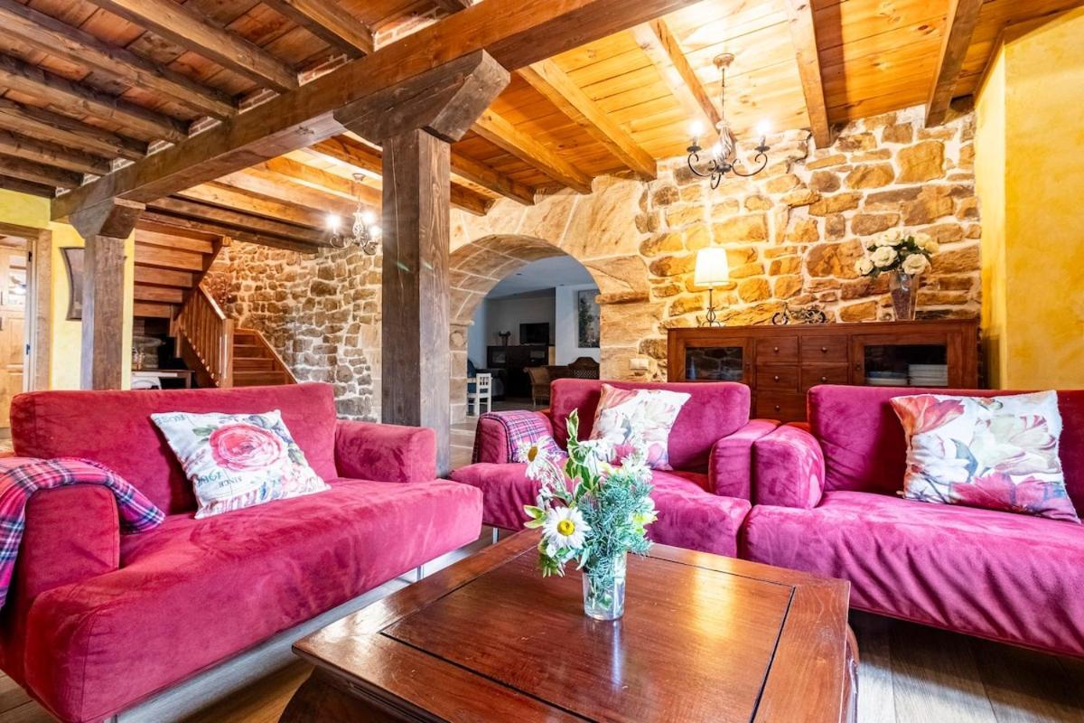 Casa De Pueblo Las Golondrinas De Luena San Miguel de Luena ภายนอก รูปภาพ