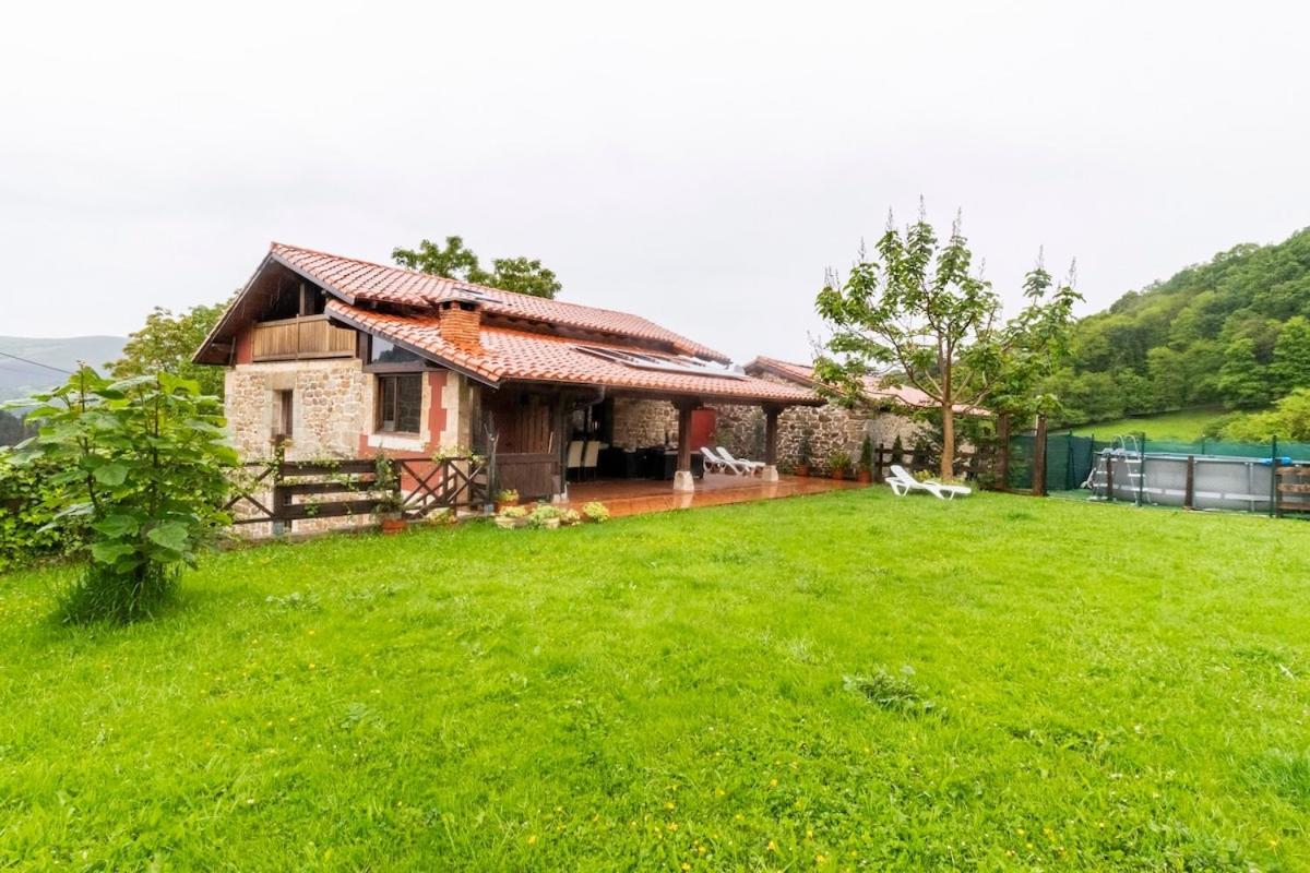 Casa De Pueblo Las Golondrinas De Luena San Miguel de Luena ภายนอก รูปภาพ
